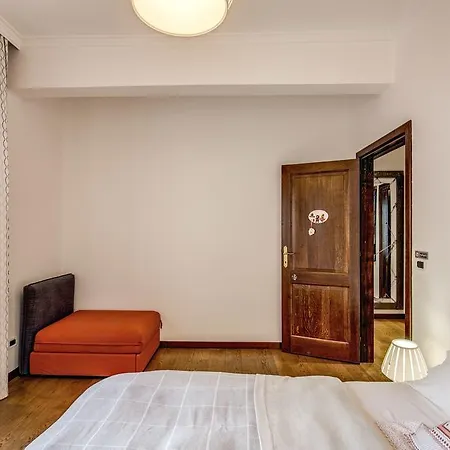 Lejlighed La Pariolina House *