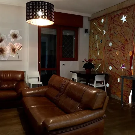 Lejlighed La Pariolina House *